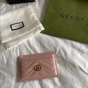 Gucci wallet pink